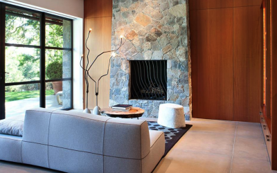 Каміни з бутового каменю