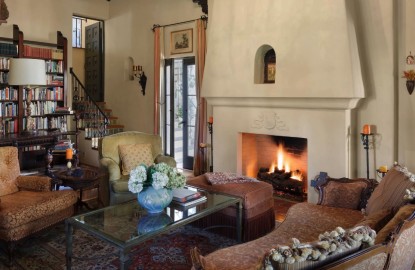 Каміни в іспанському стилі