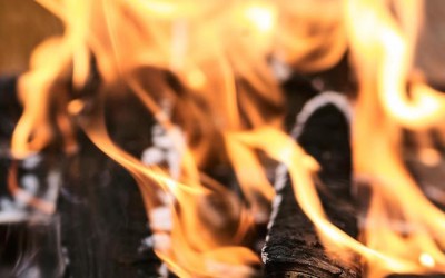 Приплив повітря для горіння каміна