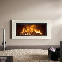 Широкоформатний камін з прямокутною рамкою