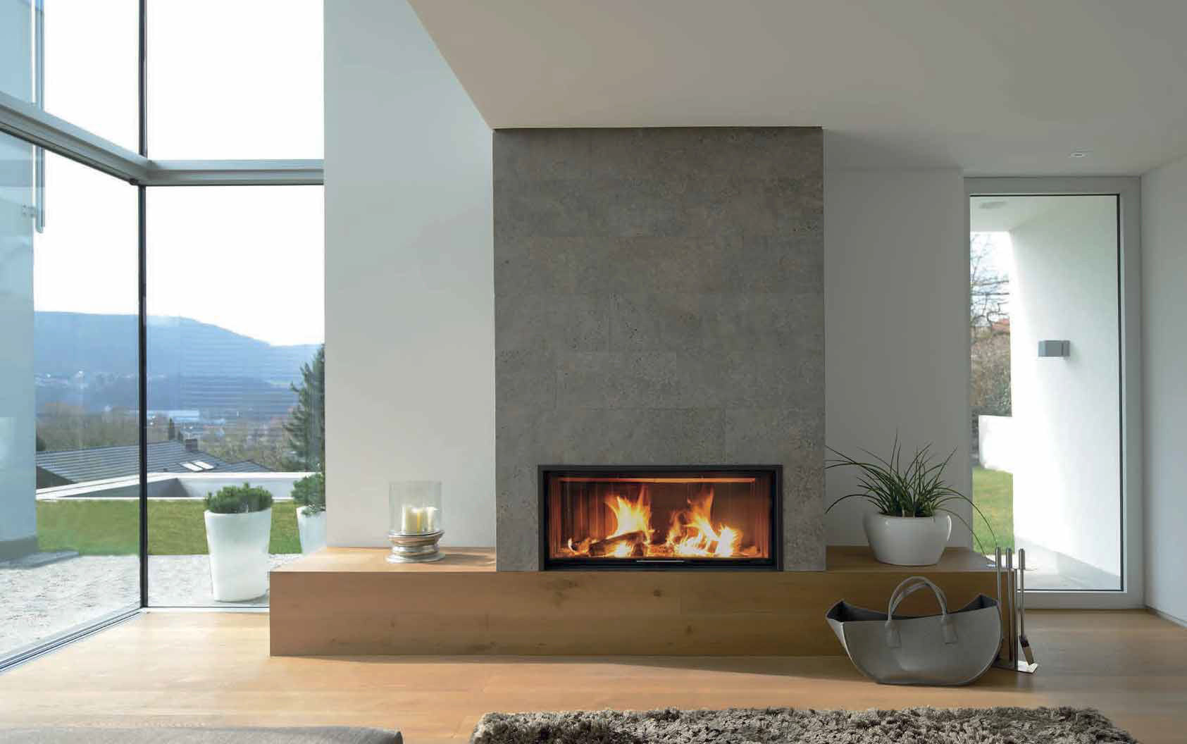 Широкоформатна топка в інтер'єрі